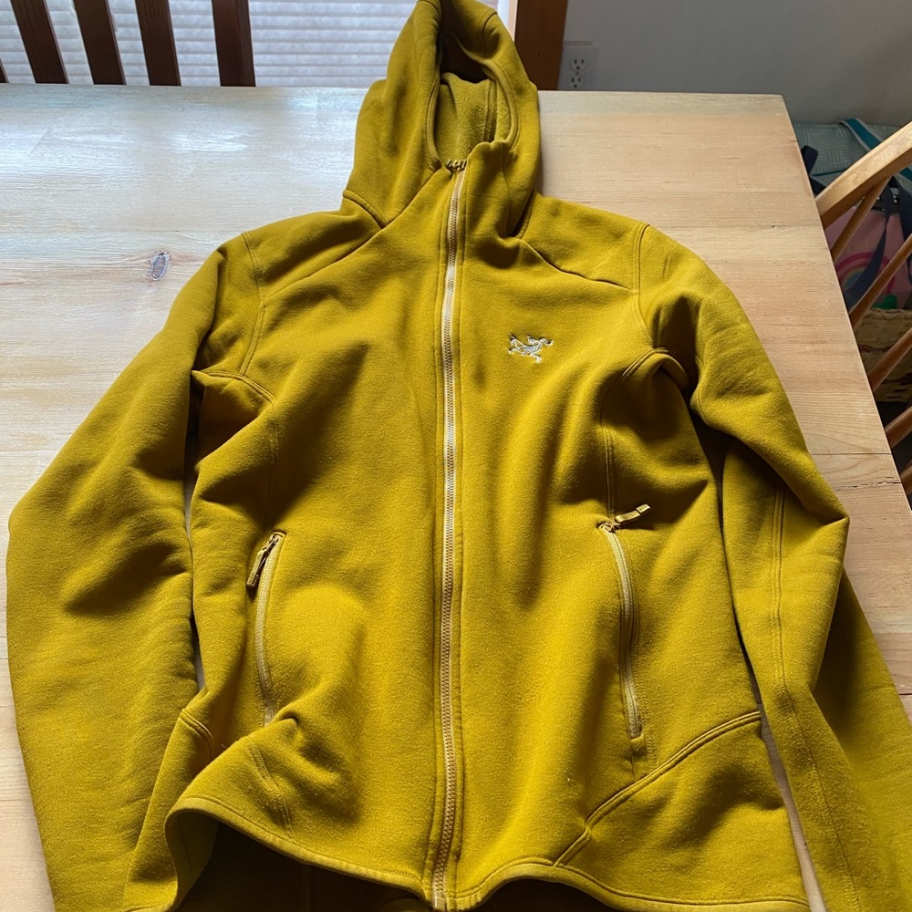Kyanite hoody